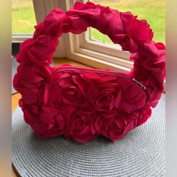 Elegant Pink Floral Women's Bag - Picture 3 of 8